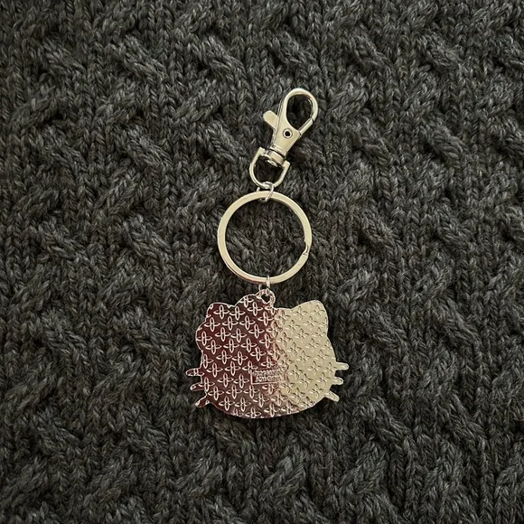 Hello Kitty Rhinestone Keychain - Picture 3 of 3
